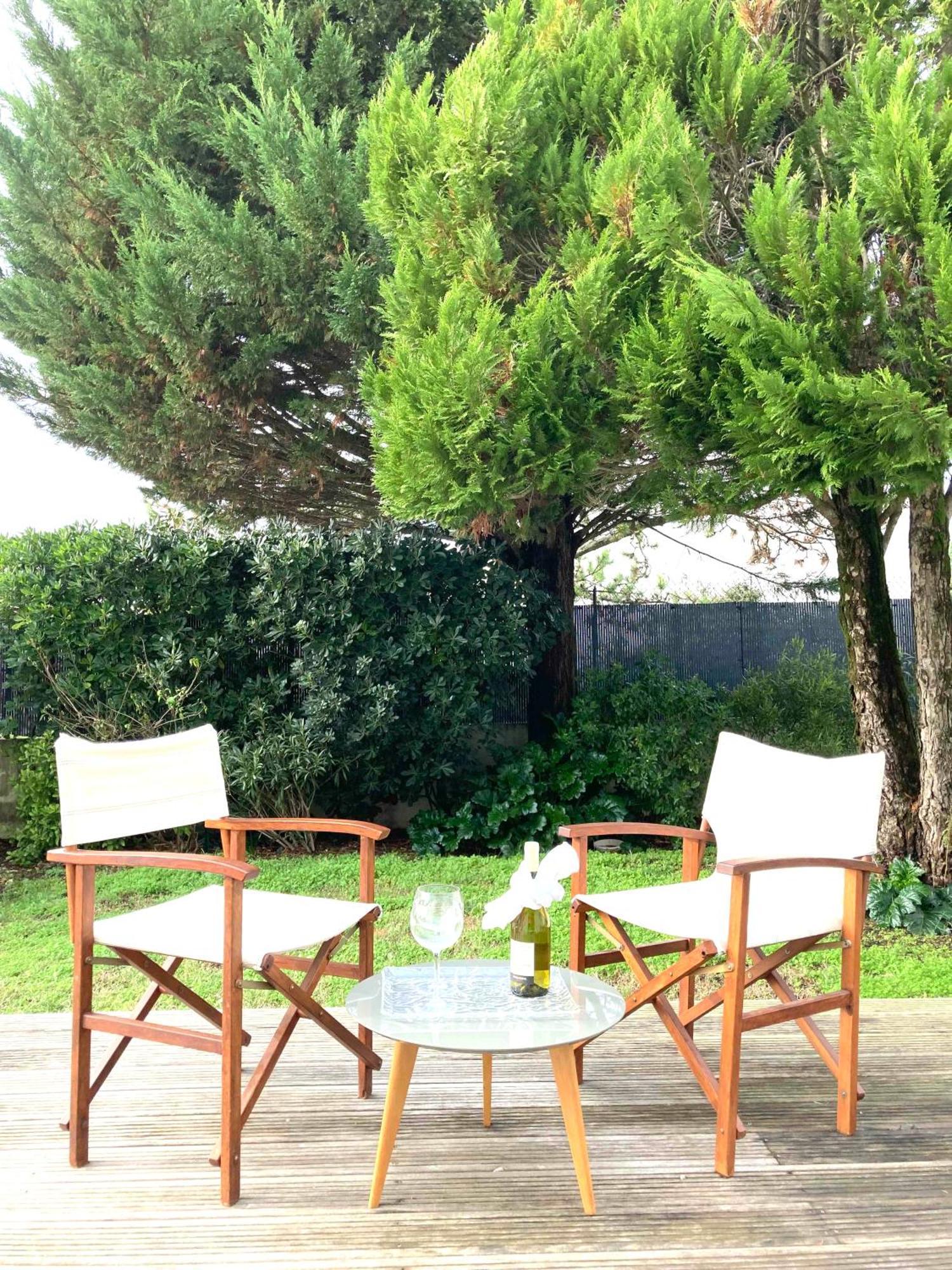 Maison Centre Ville Avec Jardin , Terrasse, Et Garage Velos La Rochelle  Buitenkant foto